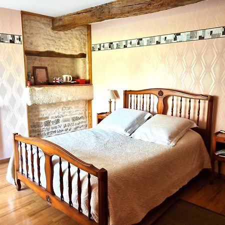 Chambres D'Hotes Entre Niort Et Marais Poitevin Bessines Esterno foto