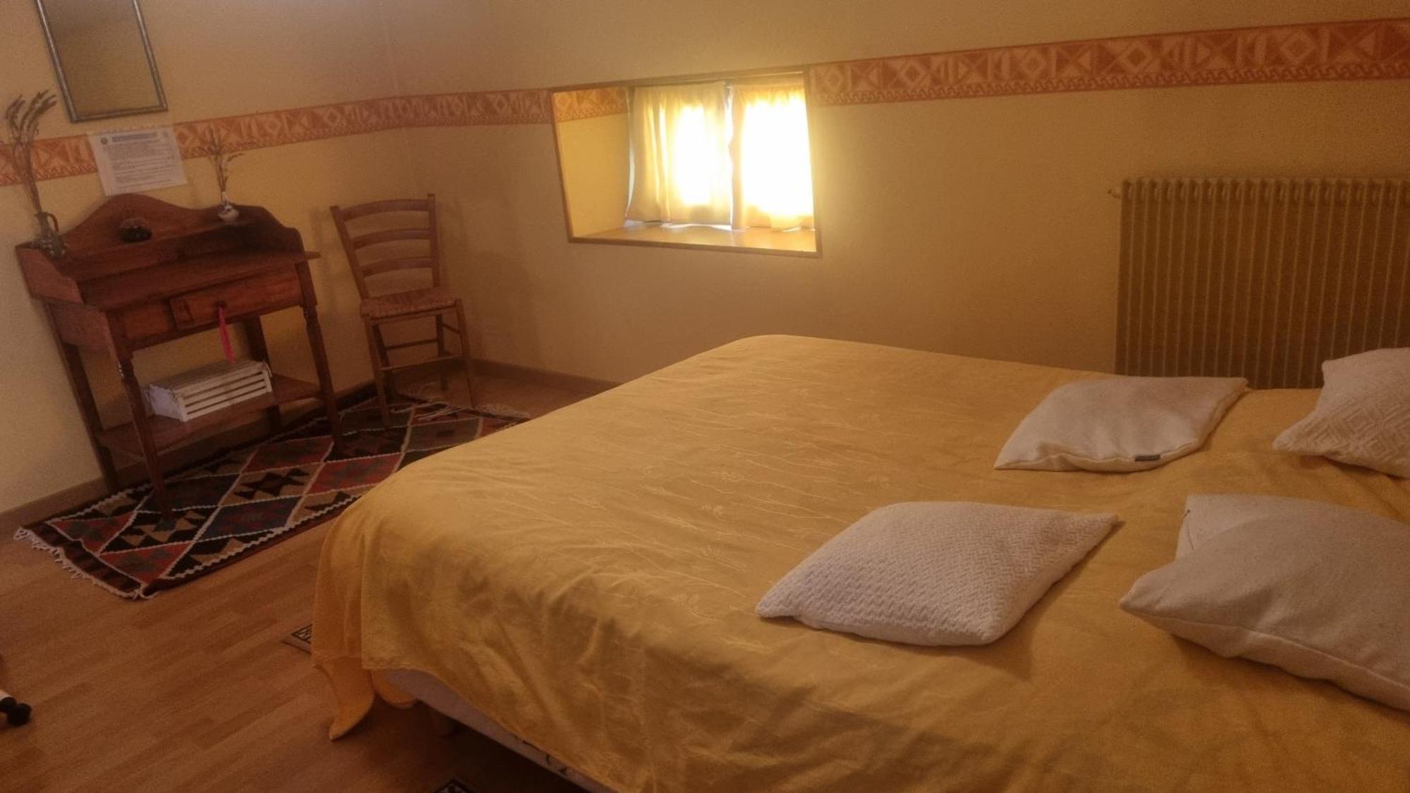 Chambres D'Hotes Entre Niort Et Marais Poitevin Bessines Esterno foto