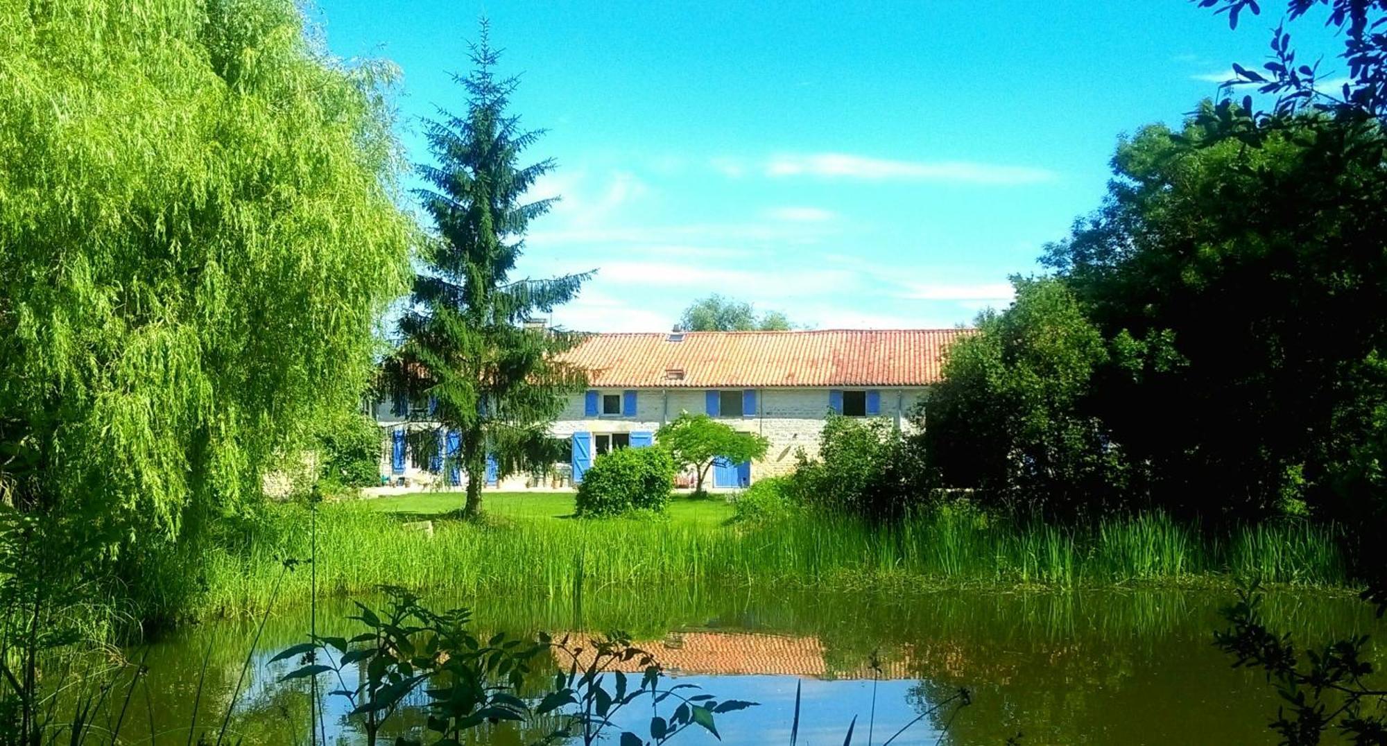 Chambres D'Hotes Entre Niort Et Marais Poitevin Bessines Esterno foto